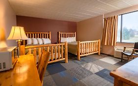 Candlestone Golf And Resort